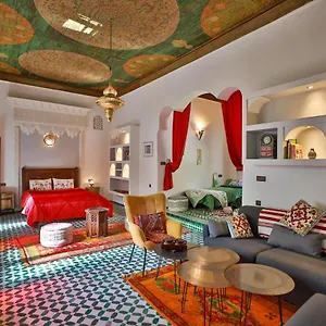 Riad Le Moucharabieh Fez